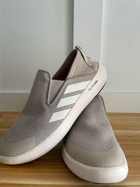adidas Women’sSlip-On Loafers in Light Gray and White